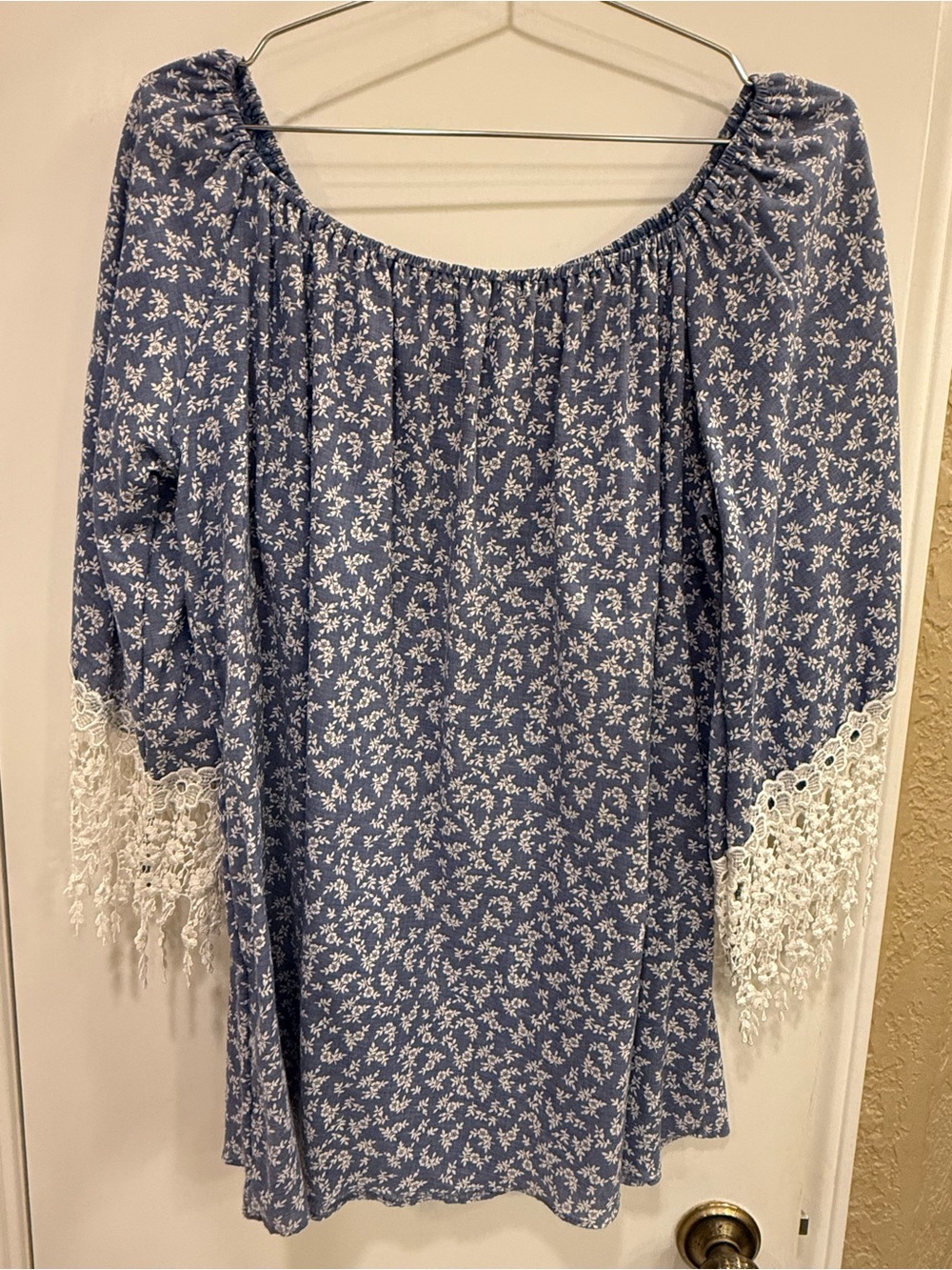 Blue Floral Off-Shoulder Blouse with White Lace Trim